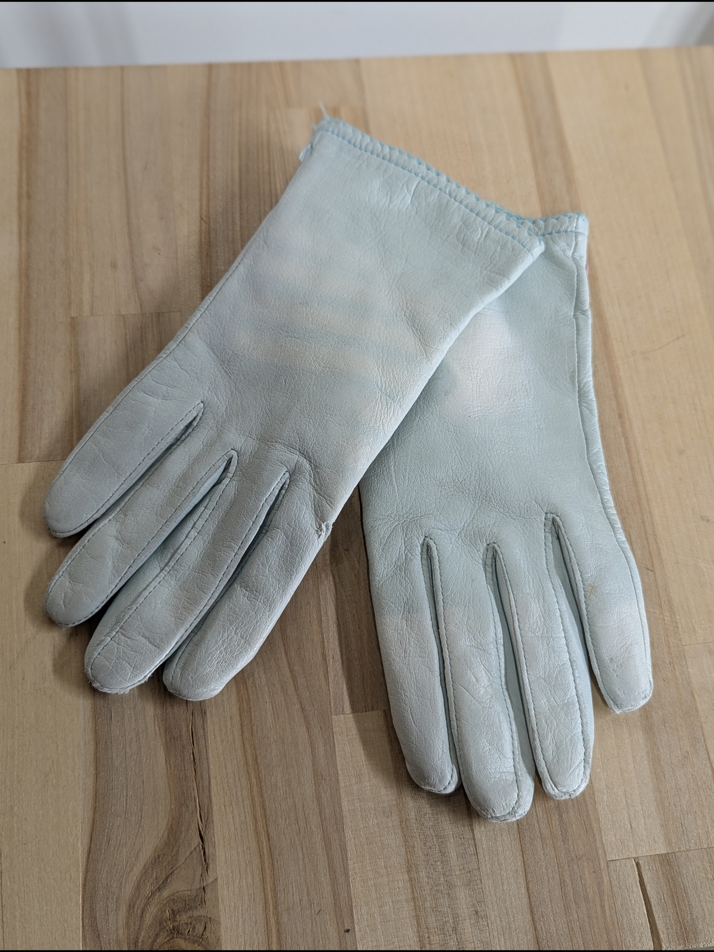 Vintage Classic Women's Leather Gloves - Light Blue NOS Small